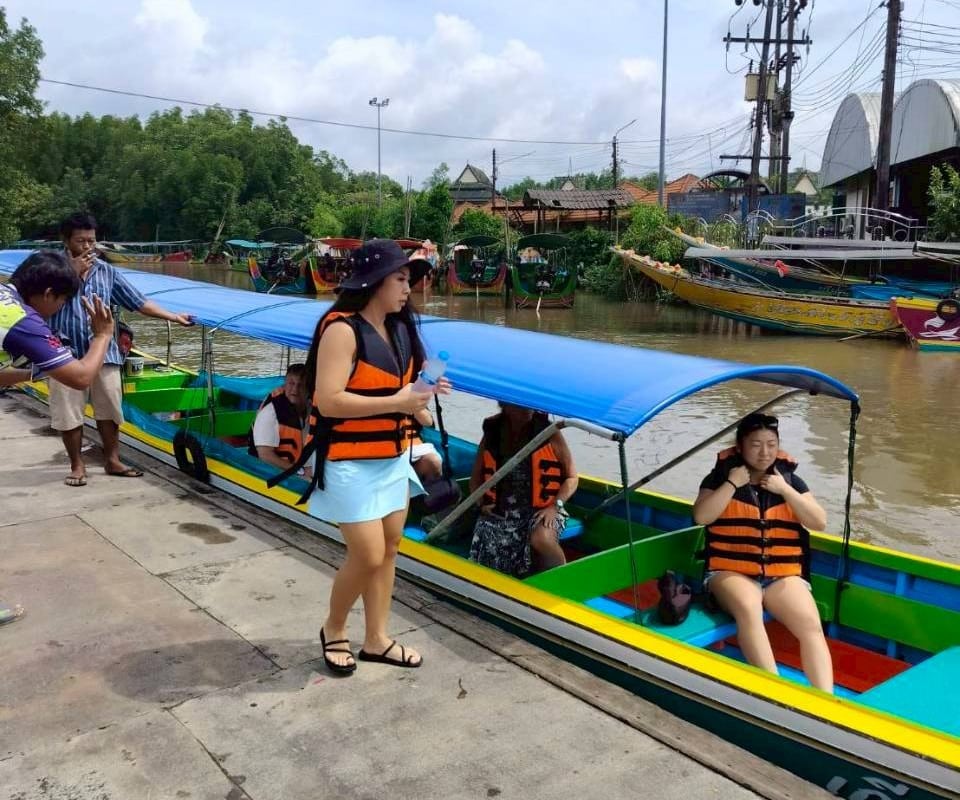 long tail boat to James Bond long tail boat to James Bond