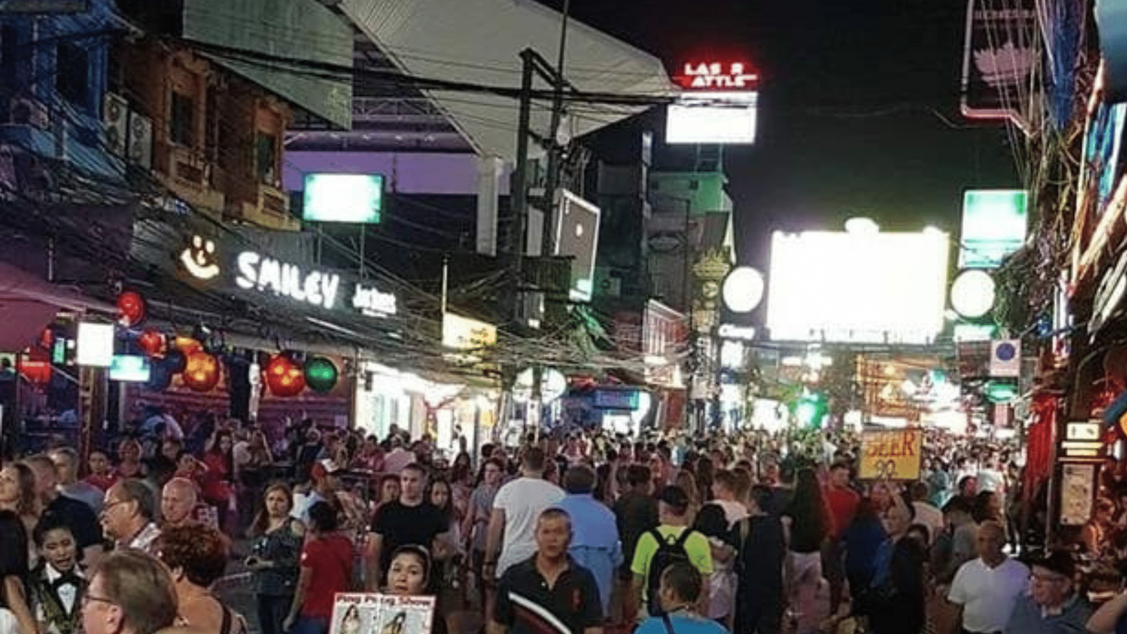 Bangla Walking street at night